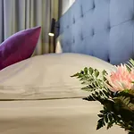 Boutique 003 Am Dom, Trademark Collection By Wyndham Colónia