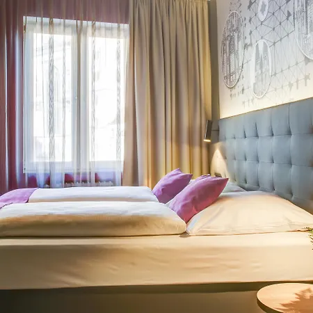 Boutique 003 Am Dom, Trademark Collection By Wyndham Hotel