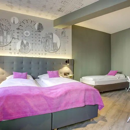 Boutique 003 Am Dom, Trademark Collection By Wyndham Hotel Colónia