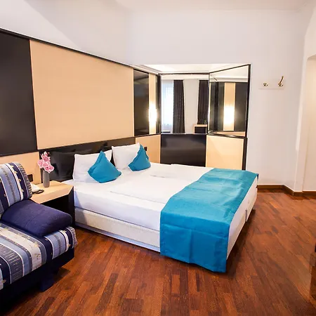 Boutique 003 Am Dom, Trademark Collection By Wyndham 3* Кёльн