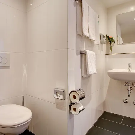 Boutique 003 Am Dom, Trademark Collection By Wyndham Hotel