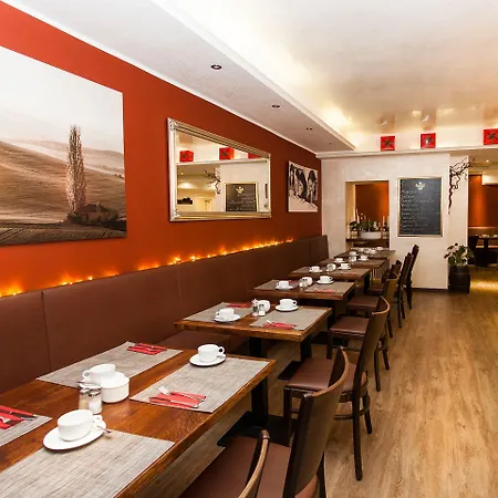 Boutique 003 Am Dom, Trademark Collection By Wyndham Отель