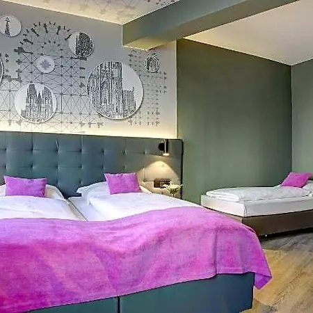 Boutique 003 Am Dom, Trademark Collection By Wyndham 3*