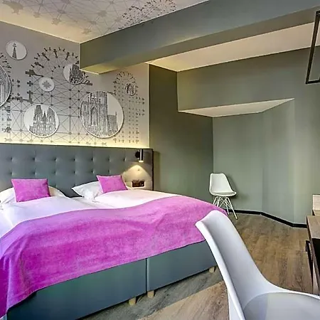 Boutique 003 Am Dom, Trademark Collection By Wyndham Hotel