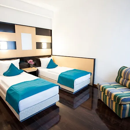 מלון Boutique 003 Am Dom, Trademark Collection By Wyndham 3*