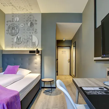 Boutique 003 Am Dom, Trademark Collection By Wyndham 3* Kolín nad Rýnem