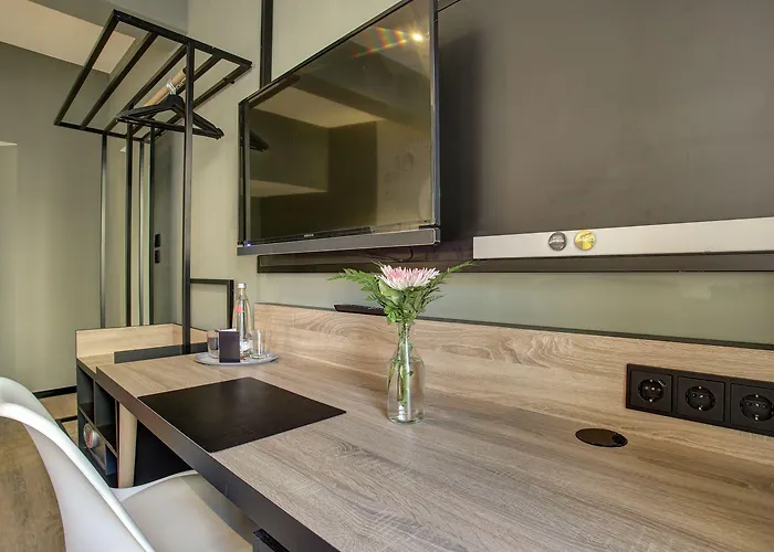 Hotel Boutique 003 Am Dom, Trademark Collection By Wyndham