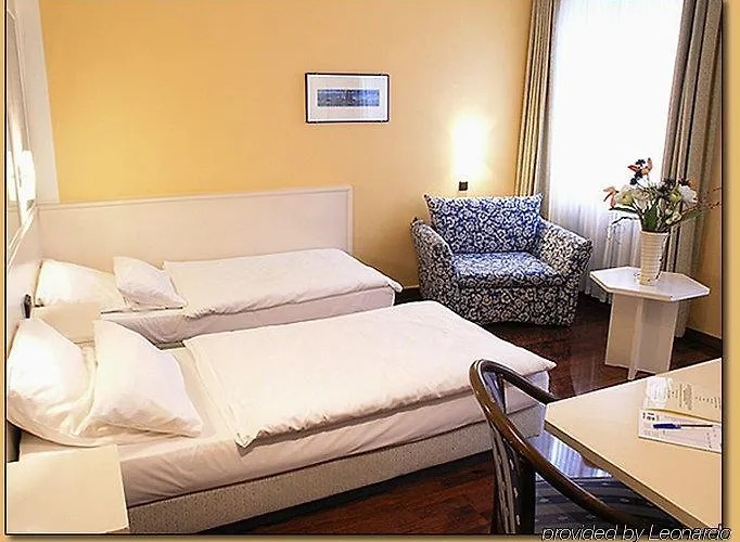 Boutique 003 Am Dom, Trademark Collection By Wyndham Colonia