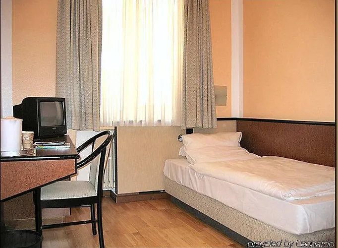 Hotel Boutique 003 Am Dom, Trademark Collection By Wyndham Colonia