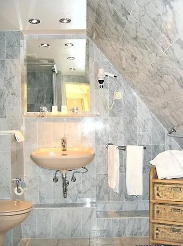 Boutique 003 Am Dom, Trademark Collection By Wyndham Hotel Colonia