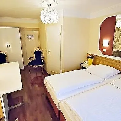 Boutique 003 Am Dom, Trademark Collection By Wyndham