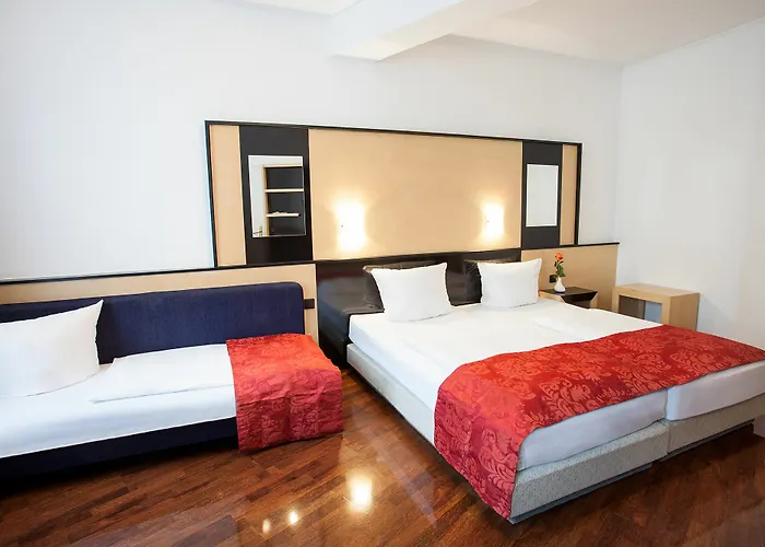 Boutique 003 Am Dom, Trademark Collection By Wyndham Hotel Colonia