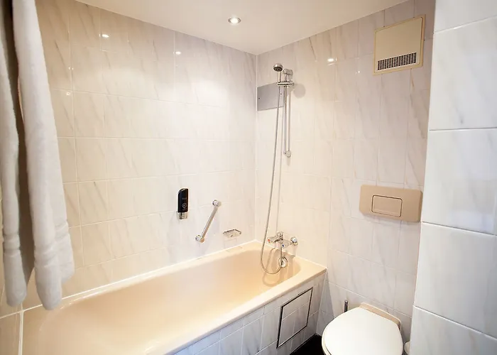 Boutique 003 Am Dom, Trademark Collection By Wyndham Hotel Colonia